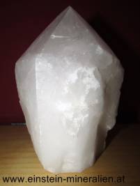 Bergkristallspitze_Einstein Mineralien (07)1 (Kopie)